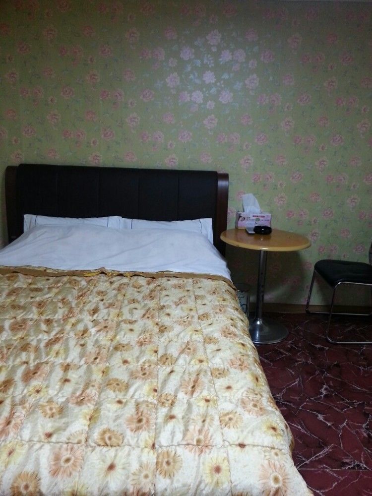 Coin Motel Busan Exteriör bild